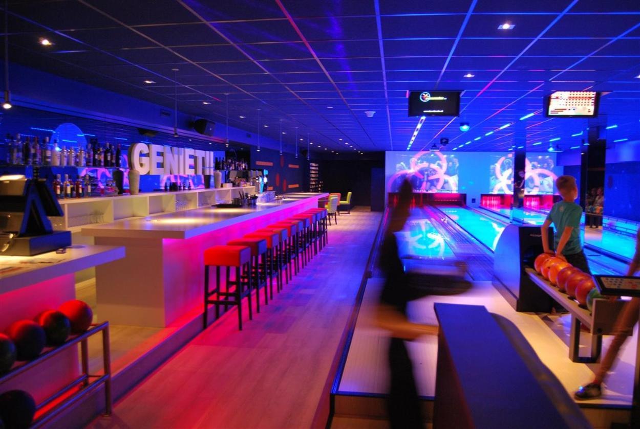 Recreatiepark Jachthaven De Veerstal Lathum - Luxe Chalet Esterno foto